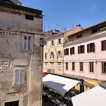 Mon * Pula