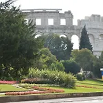 Mon Amour * Pula